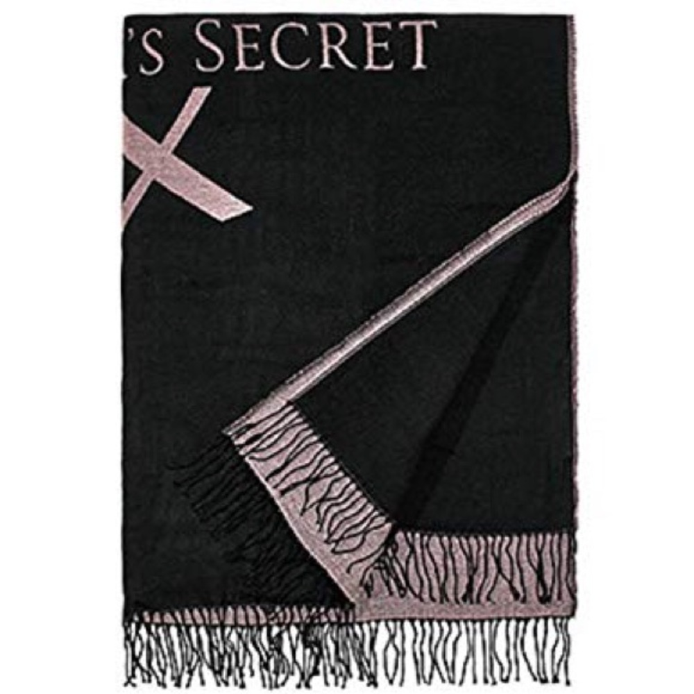Victoria Secret Throw - Picture 4 of 4